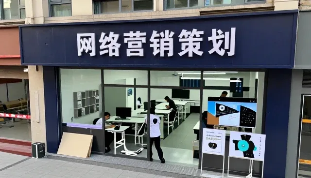 从询价到验收:软件产品定制技术支持为本地全流程